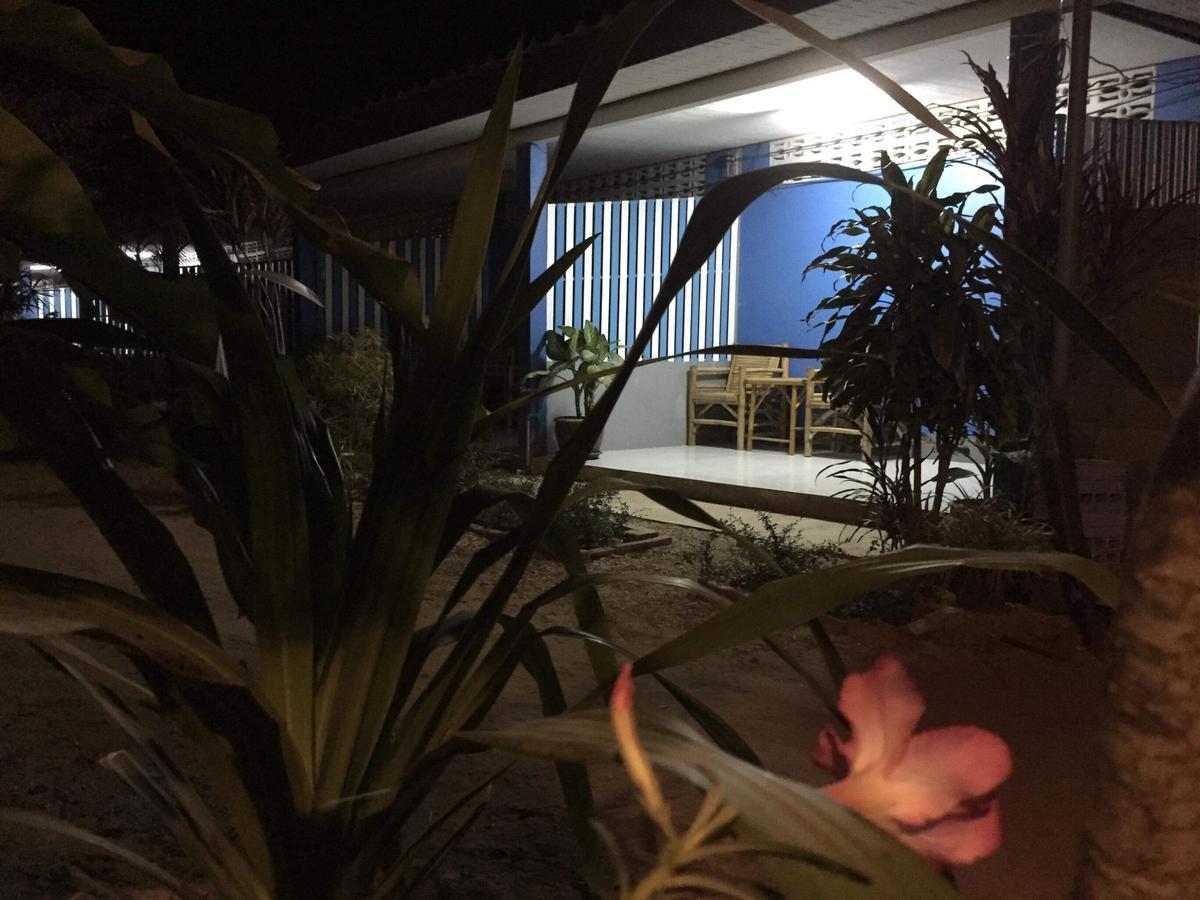 Blue House Bungalow เกาะลันตา ภายนอก รูปภาพ