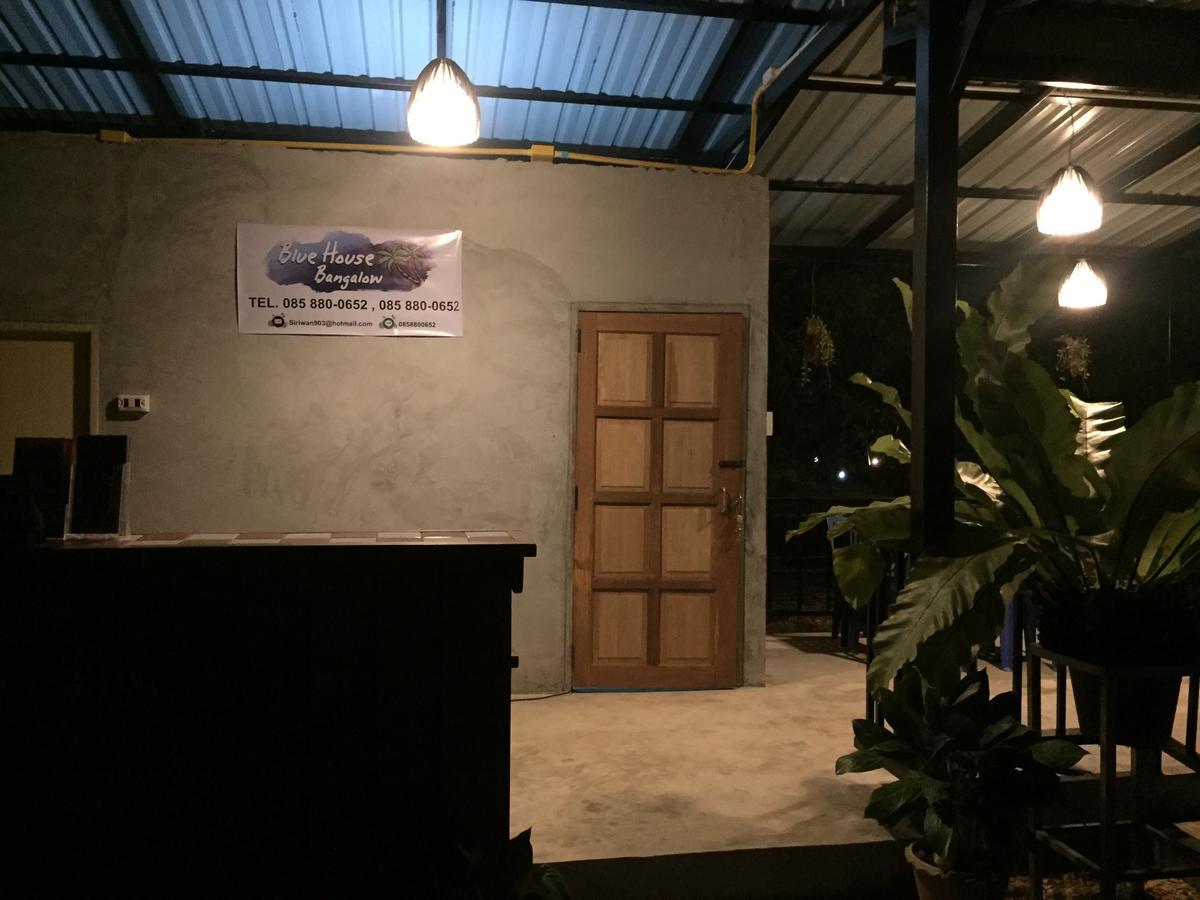 Blue House Bungalow เกาะลันตา ภายนอก รูปภาพ